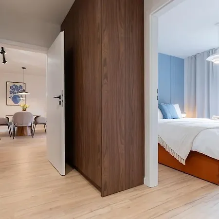 Ferienwohnung Warsaw Concierge Wedel Exterior foto
